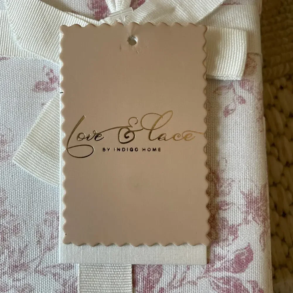 Love & Lace love lace